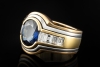 Ring mit Saphir und Diamanten im Baguetteschliff in 750er Gold Tricolor 
