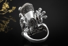 Frosch Designer Ring mit schwarzen und weißen Diamanten in Weißgold 750 