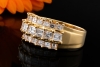 Ring mit Eckige Diamanten Carréschliff 2,80 Ct 750er Gelbgold Handarbeit 