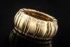 Piaget Bandring Breiter gewellter Designer Goldring in 750er Gelbgold 