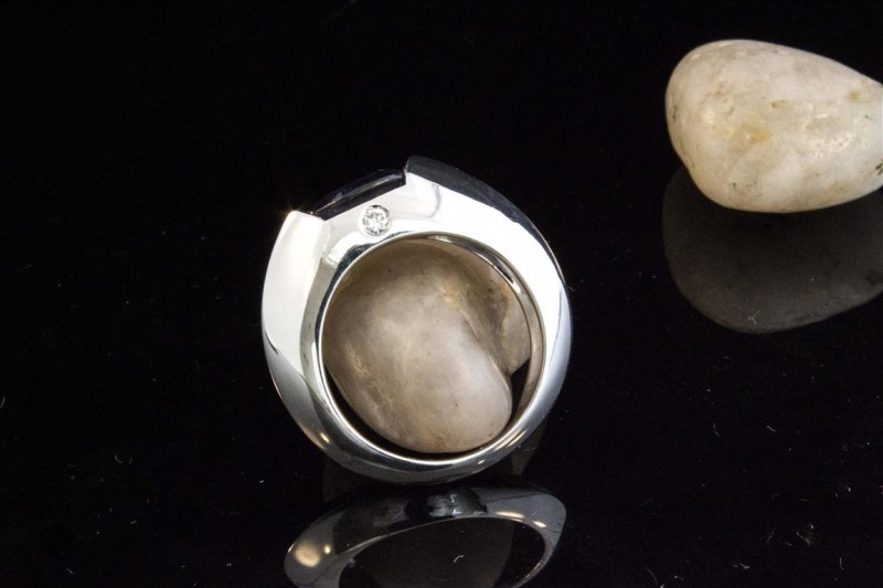 Piaget Ring mit Iloith und Diamant Massive Arbeit in 750er Weißgold 