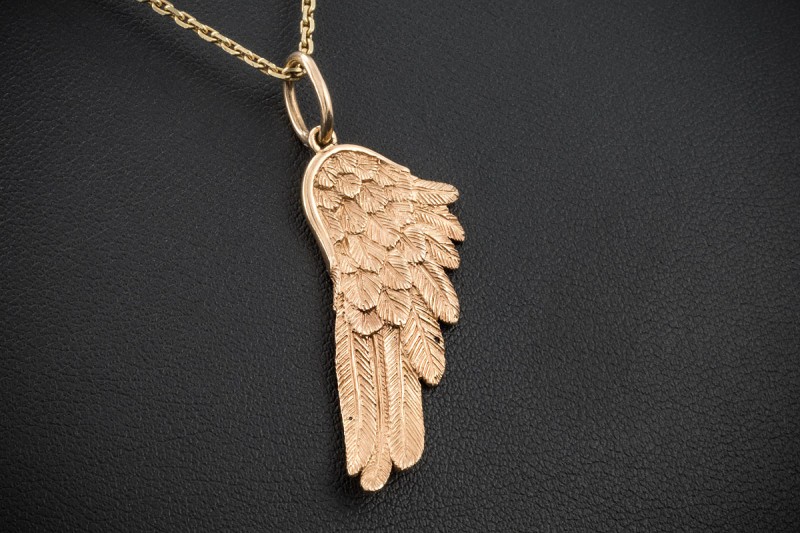 SÉVIGNÉ Flügel Anhänger mit Diamant Federn 37 mm lang in 750er Roségold 