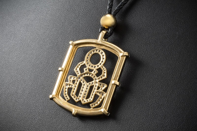 Collier Kette Schutzsymbol Skarabäus Diamanten Lederkette 750er Gelbgold 