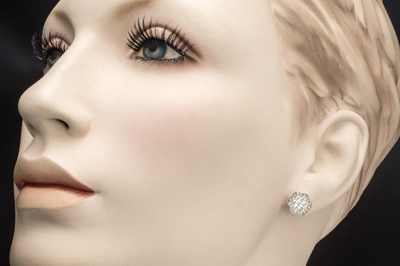 Diamant Ohrringe Ohrstecker mit Brillanten Blütenform in 750er Weißgold 