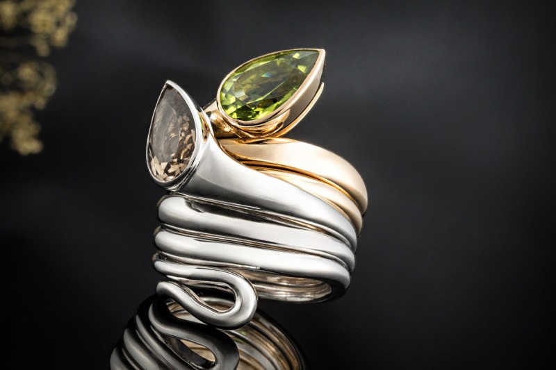 Georg Hornemann Ring Schlange Peridot Rauchquarz 750er Roségold Weißgold 