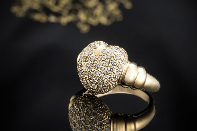Herz Ring in mit Diamanten Brillanten Pavé Feine Handarbeit in Gelbgold 