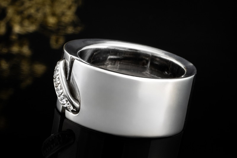 Chaumet Paris Ring Breiter Spannring mit Diamanten Massiv Weißgold 750 