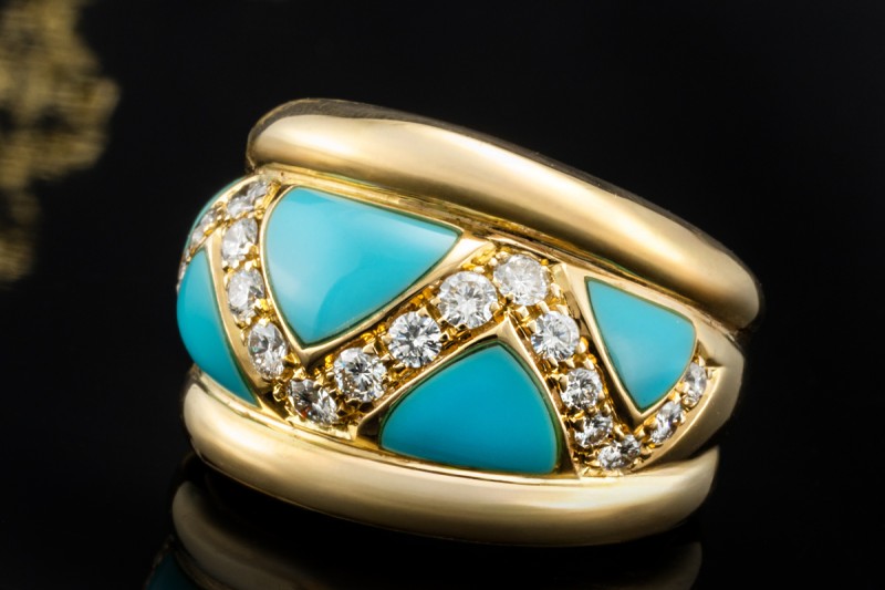 Cocktailring Ring mit Türkis dreieckig mit Diamanten in 750er Gelbgold 