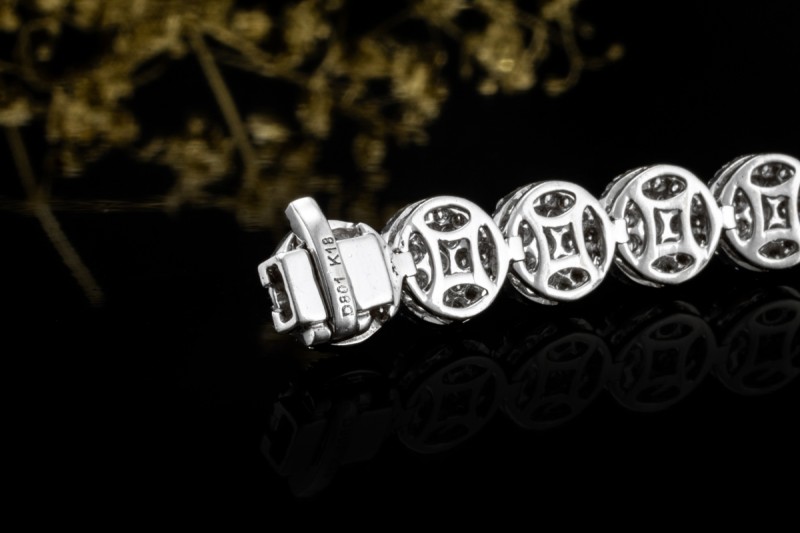 Armband Rundelemente mit Diamanten Goldschmiedearbeit in 750er Weißgold 