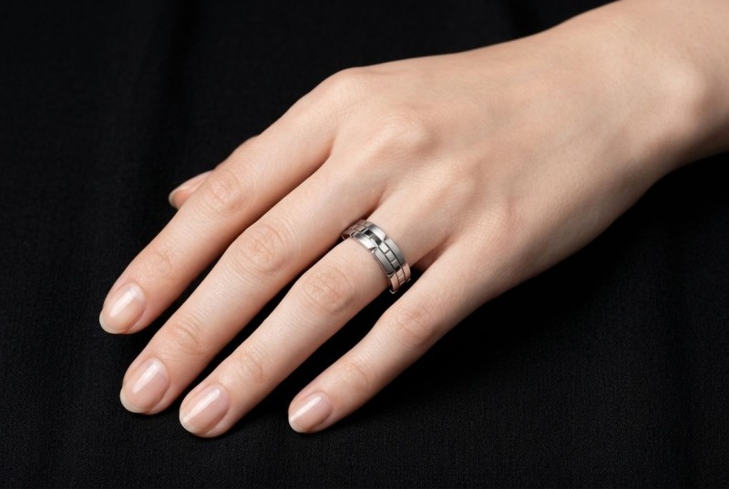 Cartier Tank Francaise Ring Klassisches Modell Bandring in Weißgold 750 