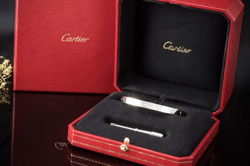 Cartier Love Armreif Armband Bracelet Neues Modell in Weißgold 750 Gr 17 