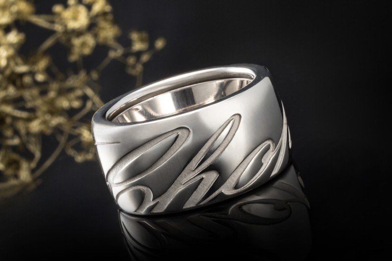 Chopard Chopardissimo Ring Drehring mit Schriftzug 53 in 750er Weißgold 