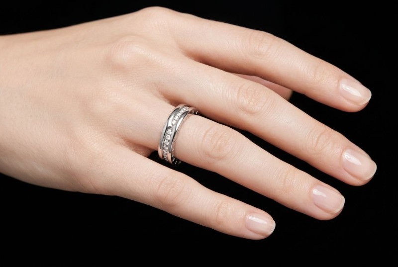 BVLGARI B.zero1 1-Band Memoire Ring Diamanten in 750er Weißgold Größe 54 