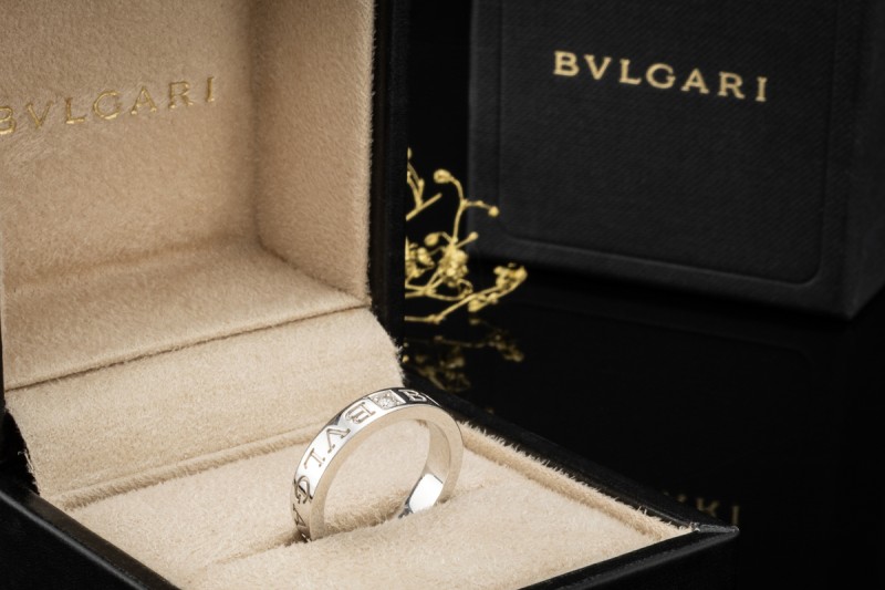 BVLGARI B.zero1 Ring Essential Band Solitär Diamant in Weißgold 750 OVP 