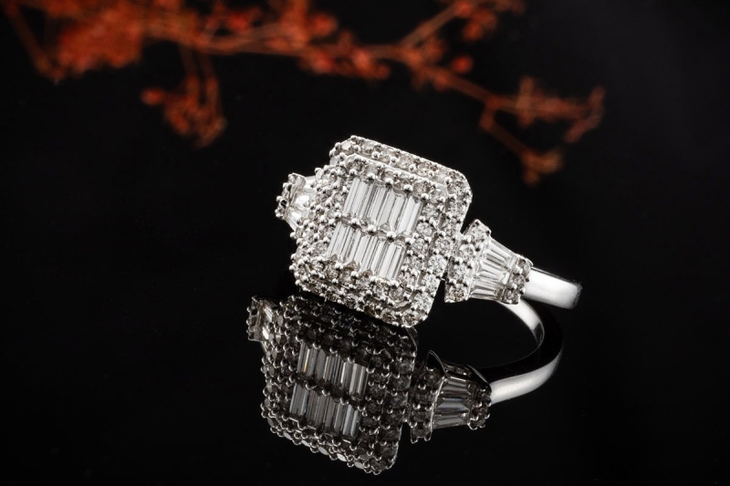 Diamant Ring Eckig mit Baguette-Diamanten und Brillanten in Weißgold 750 