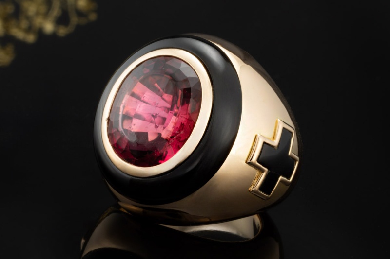 Massiver Georg Hornemann Siegelring Rhodolith u. Onyx Kreuz Gelbgold 750 