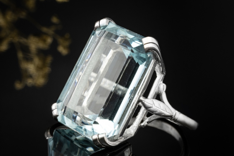 Eleganter Vintage Cocktailring Ring mit großem Aquamarin 750er Weißgold 