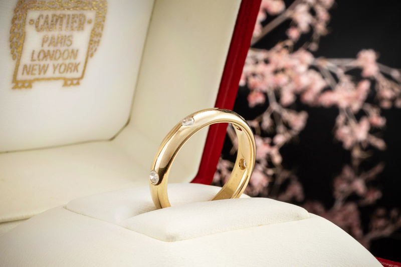 Cartier Ring Stella Bandring mit Diamanten rundum in 750er Gelbgold OVP 