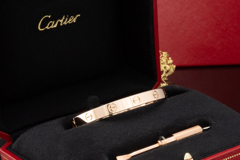 Cartier Love Armreif Armband Bracelet in 750er Roségold Größe 16 OVP 