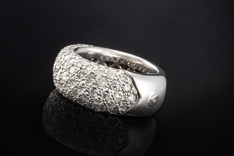 Ring mit 2,87 Carat Diamanten Goldschmiedearbeit Bandring Weißgold 750 