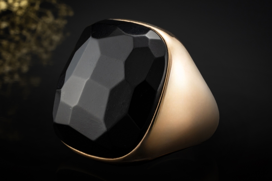 Pomellato Ring Victoria mit Jet Gagat Massiv in Roségold 750 Handarbeit 