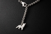 Traditionelles Jagdschmuck Collier Hollfelder Fuchszahnherz in Weißgold 