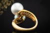 Perlen Ring Südsee und Tahiti Zuchtperle mit Diamanten in 750er Gelbgold 