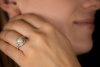 Perlenring mit Diamanten Brillanten Schwungvoll in 585er Weißgold Arbeit 
