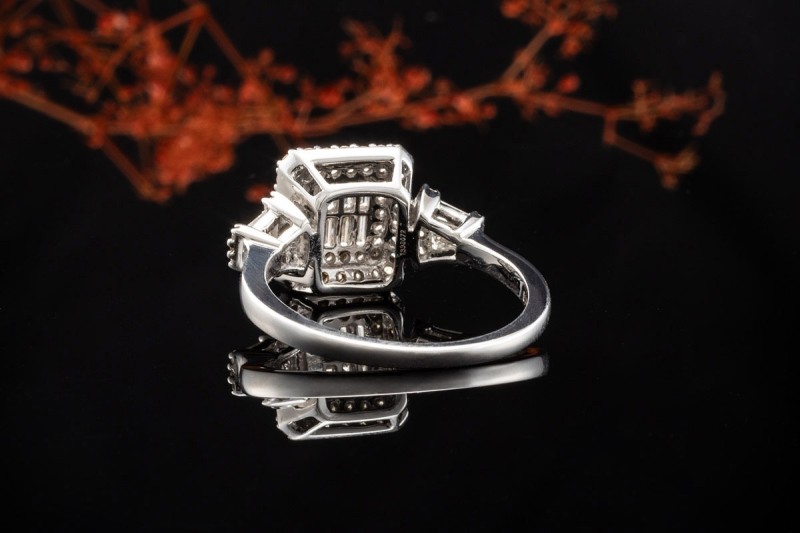 Diamant Ring Eckig mit Baguette-Diamanten und Brillanten in Weißgold 750 