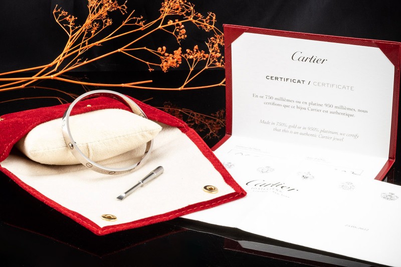 Cartier Love Armreif Armband Neues Modell in Weißgold 750 Gr 20 Full Set 