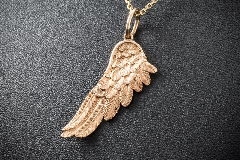 SÉVIGNÉ Flügel Anhänger mit Diamant Federn 37 mm lang in 750er Roségold 