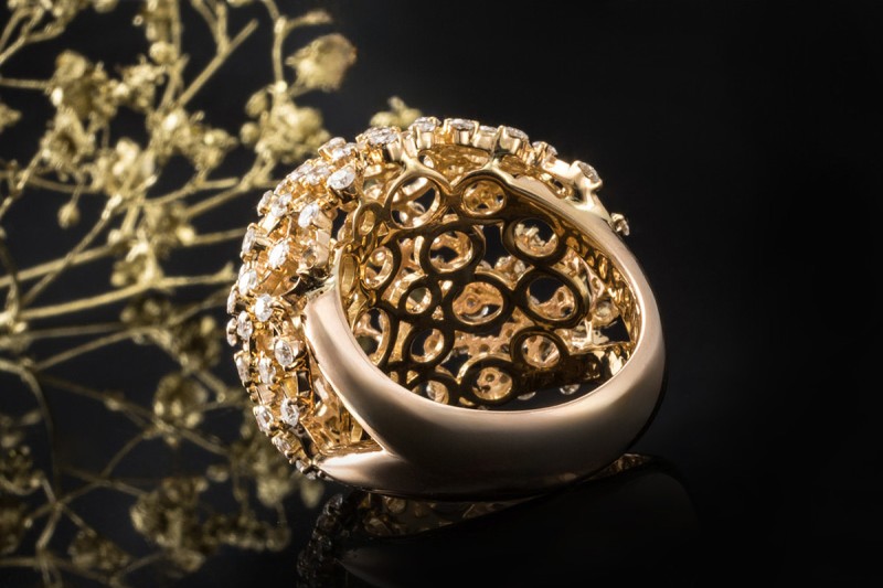 Cocktail Ring Exklusive Goldschmiedearbeit mit Diamanten in Roségold 750 