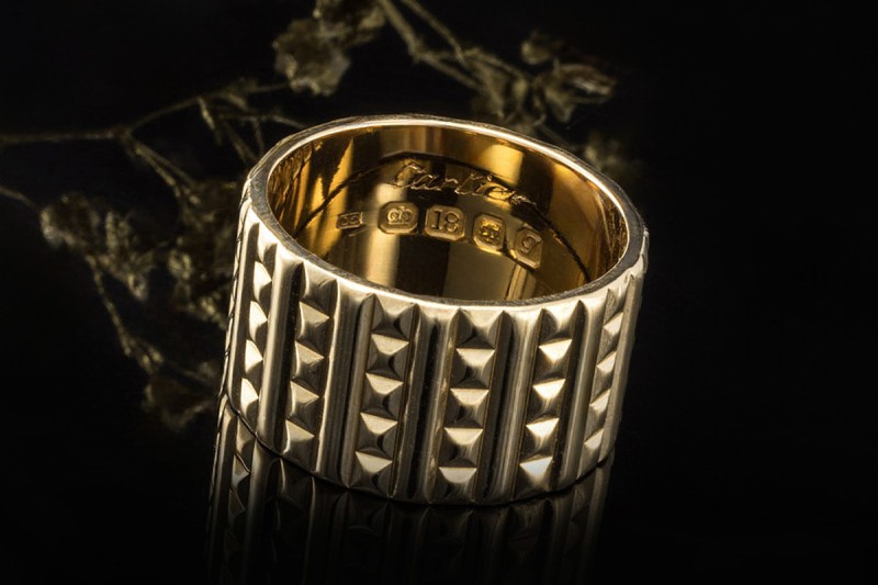 Cartier London Ring Breites Vintage Modell Rarität in Gelbgold 750 Gr 53 