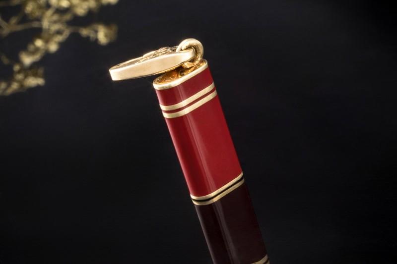 Cartier Charm Rarität Feuerzeug Anhänger mit Karabiner in 750er Gelbgold 