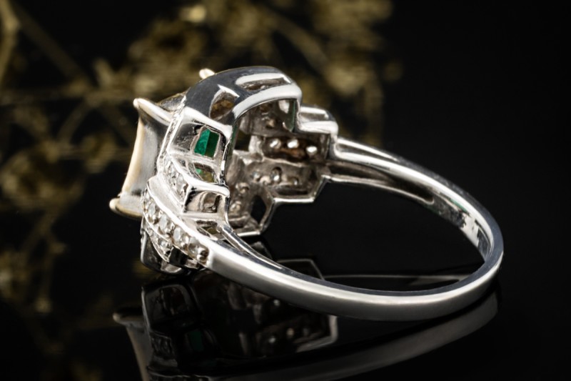 Antiker Smaragd Ring Emerald Cut mit Diamanten 750er Weißgold Gelbgold 