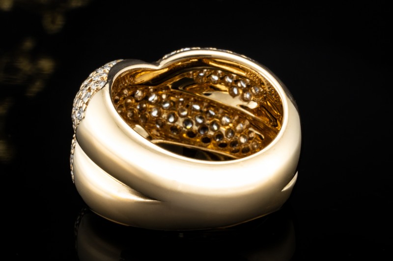 Verschlungener Doppelband Ring mit Diamanten Massiv in 750er Gelbgold 