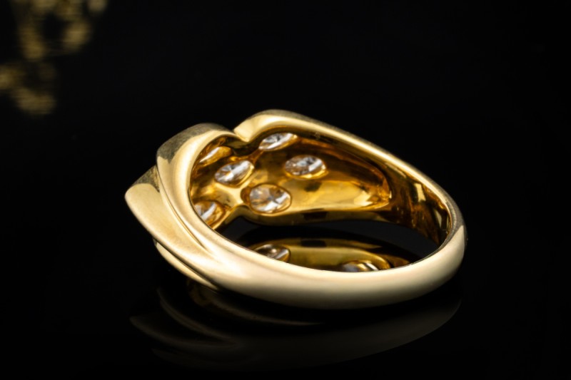 Stilvoller Ring Diamanten im Navette und Tropfenschliff in Gelbgold 750 