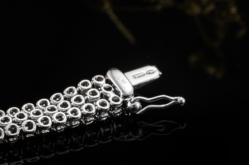 Crivelli Dreireihiges Tennisarmband mit 8,25 Ct Diamanten 750er Weißgold 