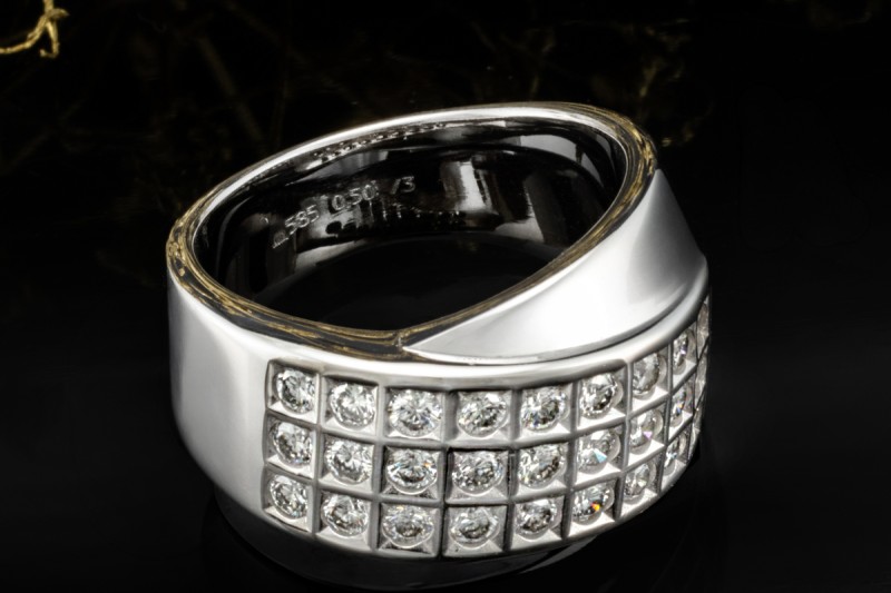 Ring Diamanten Geometrisches Design Massive Weißgold Goldschmiedearbeit 