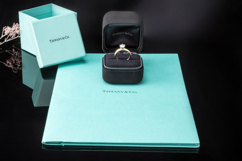 Tiffany & Co Solitär Ring Setting mit Diamant 0,79 Ct in Gelbgold Platin 