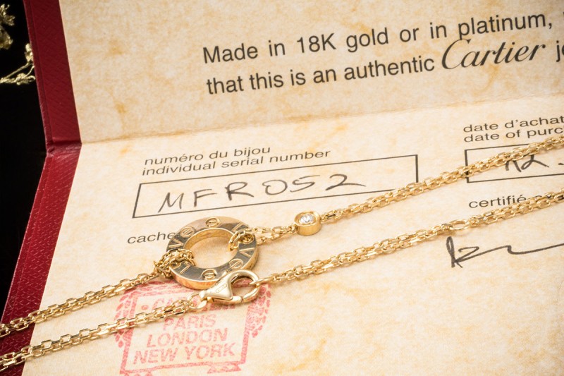 Cartier Love Collier Kette mit Anhänger 2 Diamanten in 750er Gelbgold 