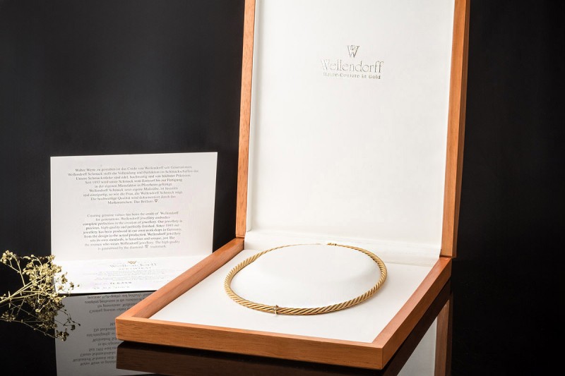 Wellendorff Collier Kette Prinzesse Seidenkordel 45 cm Gelbgold Full Set 