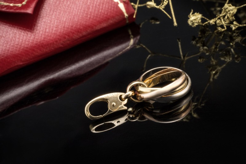 Cartier Trinity Charm Anhänger an Karabiner 3 Ringe 750er Gold Full Set 