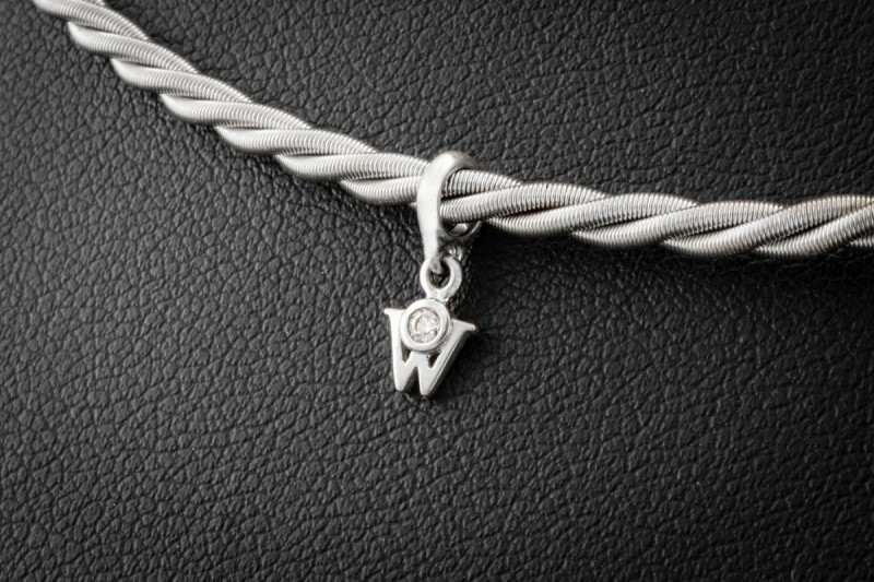 Wellendorff Collier Silky Seidenkordel Kette in 750er Weißgold Full Set 