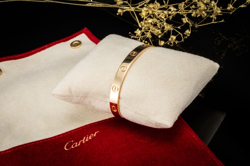Cartier Love Armspange Armband Armreif Klassisch in Gelbgold 750 Gr. 17 