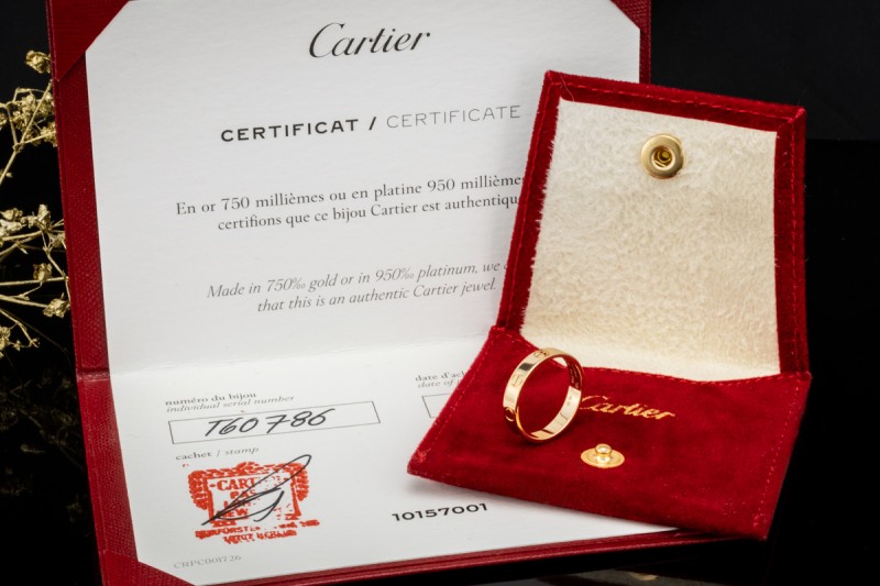 Cartier Love Ring Kleines Modell Massiv in 750er Gelbgold Größe 52 
