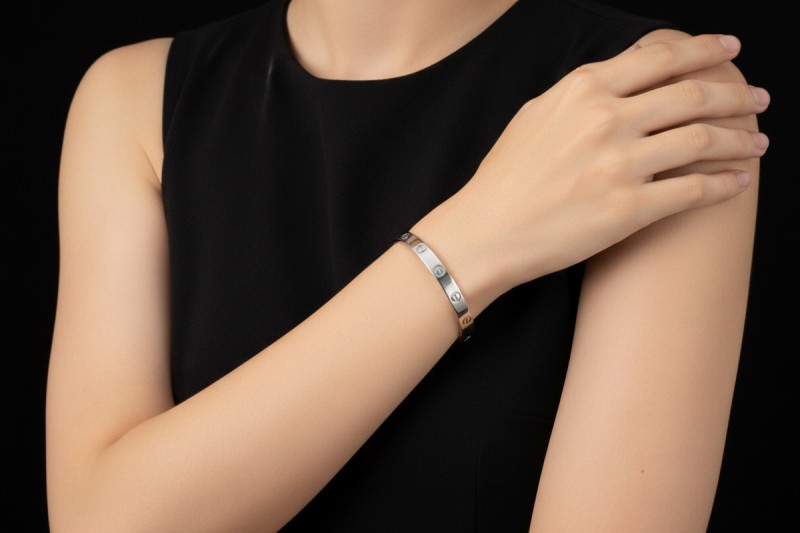 Cartier Love Armreif Vintage Größe 16 in 750er Weißgold OVP Sonderpreis 