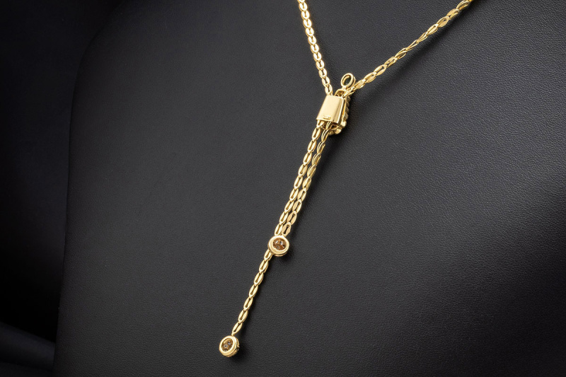 Smaragd Collier Goldschmiedearbeit mit Diamanten Extra lang Gelbgold 750 