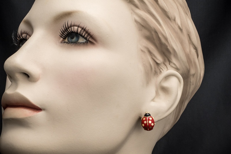 Cartier Ohrringe Marienkäfer Coccinelle Ohrclips mit Emaille in Gelbgold 