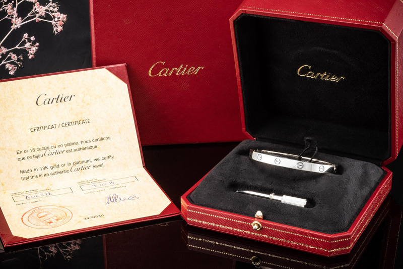 Cartier Love Armreif Armband Neues Modell in Weißgold 750 Gr 18 Full Set 